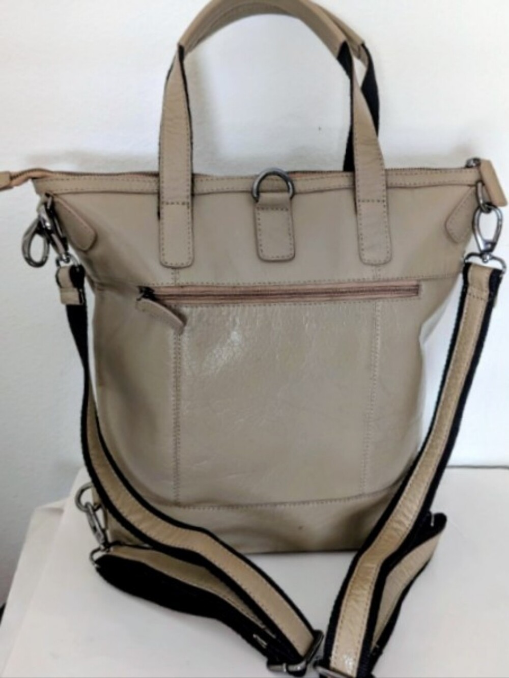 Genicci Convertible Leather Bag Light Grey